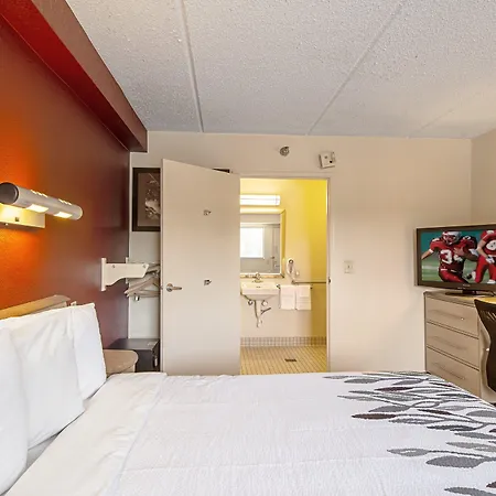 Red Roof Inn Elkhart-2
